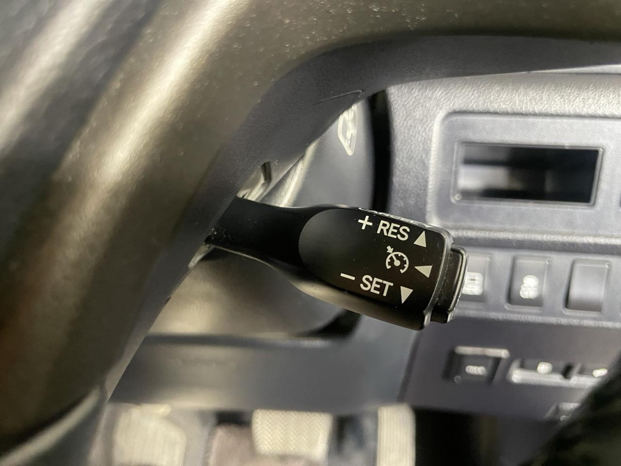 2013 Lexus HS250  Sedan LOW KMS + REVERSING CAMERA + PARKING SENSORS