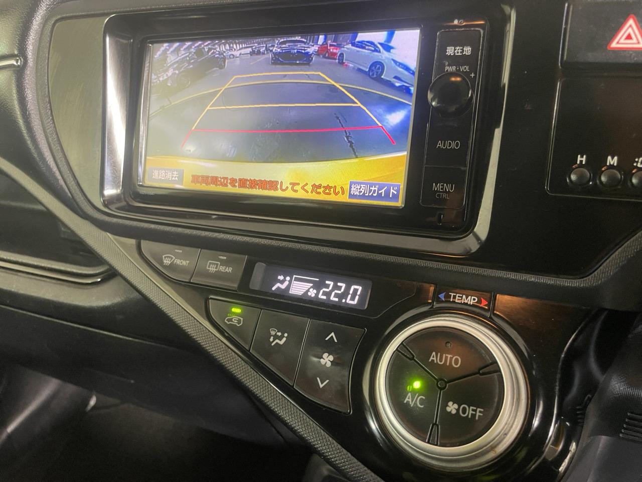 2015 Toyota Aqua X-URBAN Hatchback REVERSING CAMERA + AUTO LIGHTS + PUSH START