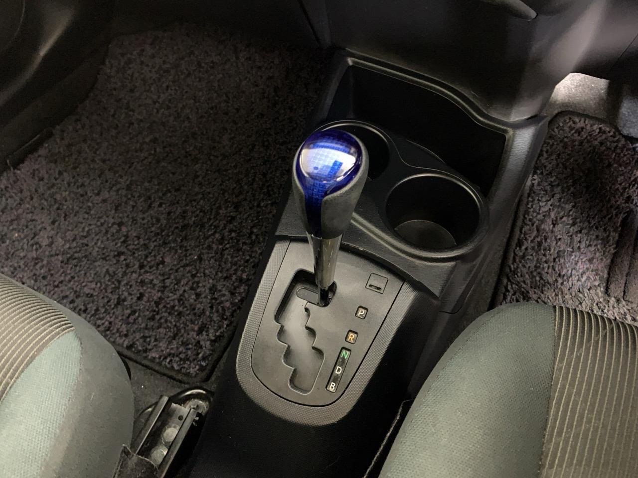 2016 Toyota Aqua Facelift Model S Hatchback REVERSING CAMERA + PUSH BUTTON START + AUTO LIGHTS