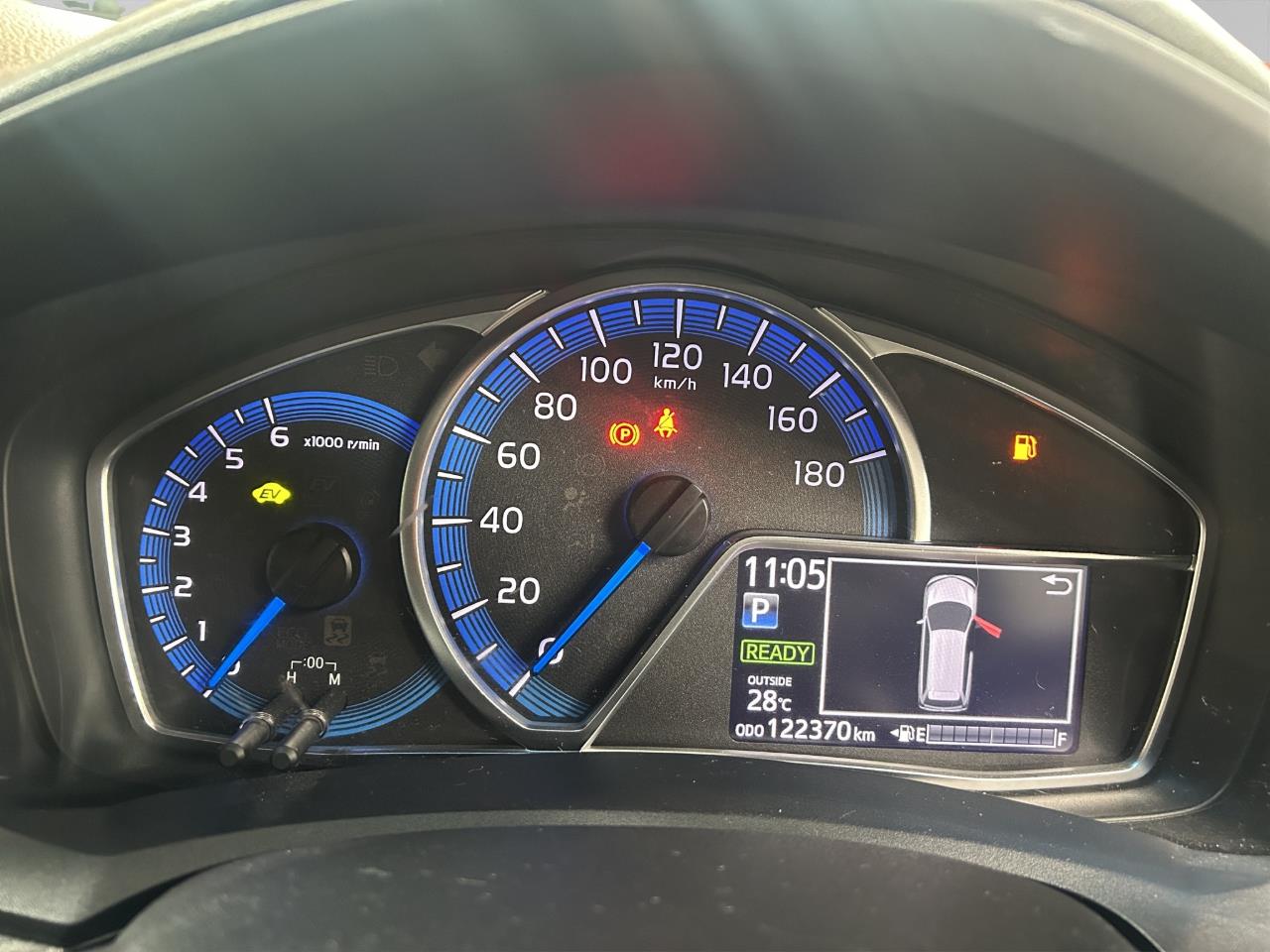 2014 Toyota Corolla Fielder Hybrid WXB Station Wagon REVERSING CAMERA + SMART KEY + GREAT SPACE