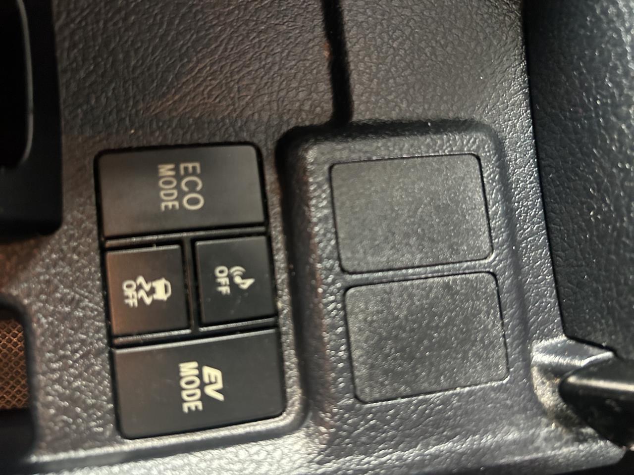 2014 Toyota Corolla Fielder Hybrid WXB Station Wagon REVERSING CAMERA + SMART KEY + GREAT SPACE