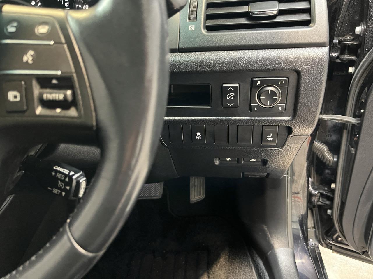 2013 Lexus HS250H  Sedan CRUISE CONTROL + REVERSING CAMERA + AUTO LIGHTS