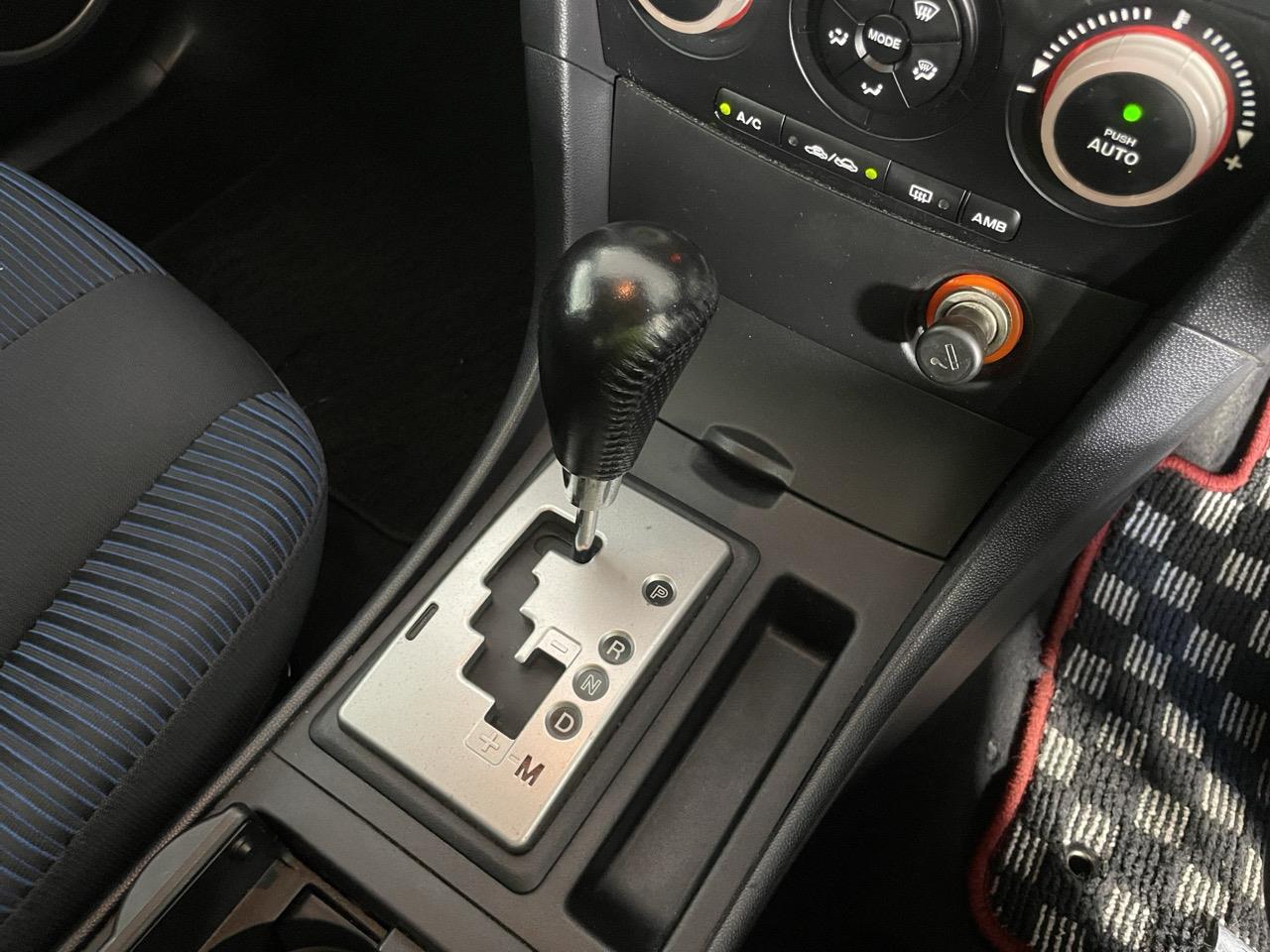 2005 Mazda Axela 23S Hatchback AUTO LIGHTS + GREAT SPACE