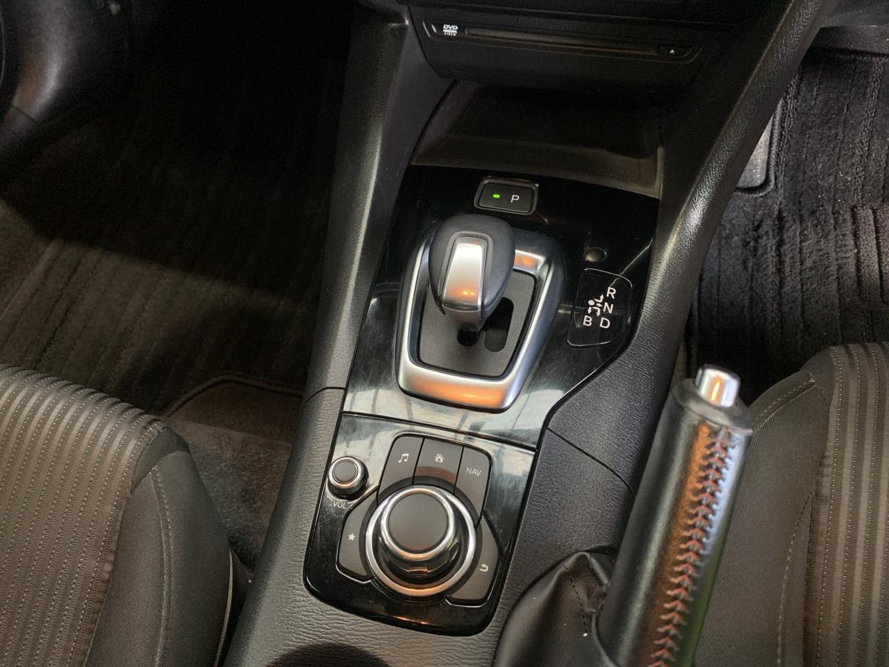 2013 Mazda Axela Hybrid S Sedan CRUISE CONTROL + REVERSING CAMERA  + AUTO LIGHTS