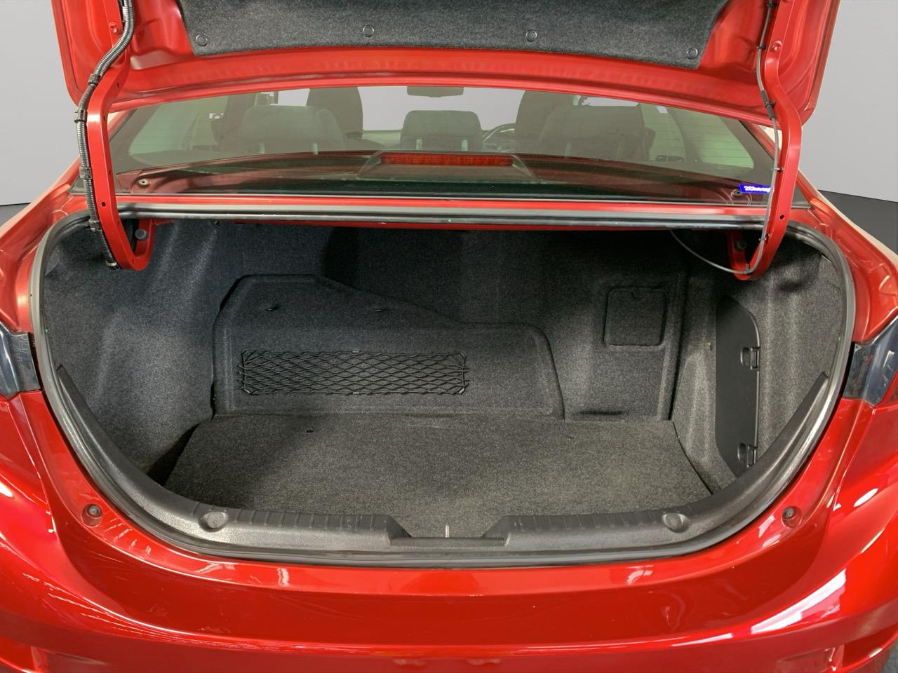 2013 Mazda Axela Hybrid S Sedan CRUISE CONTROL + REVERSING CAMERA  + AUTO LIGHTS