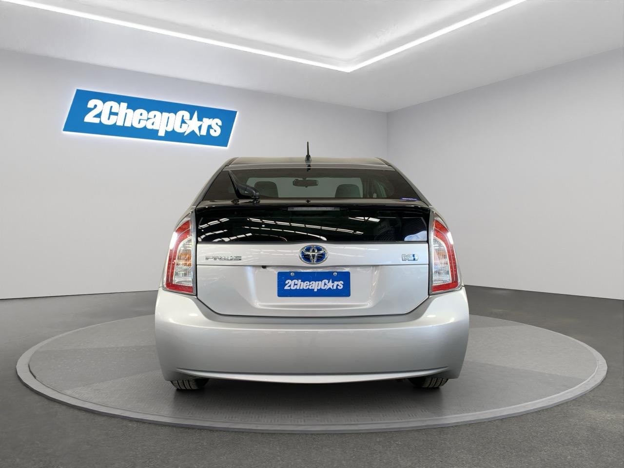 2012 Toyota Prius S Hatchback REVERSING CAMERA + AUTO LIGHTS + PUSH BUTTON START