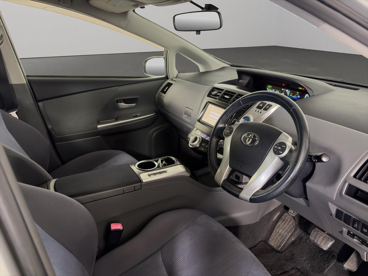 2012 Toyota Prius Alpha G 7 Seaters People Mover 7 SEATERS + REVERSING CAMERA + CRUISE CONTROL