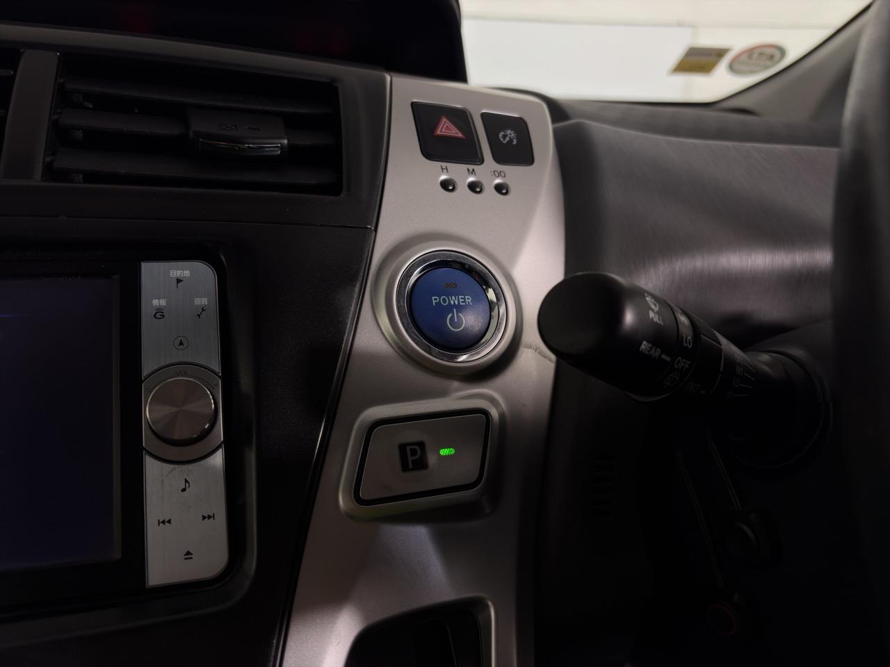 2012 Toyota Prius Alpha G 7 Seaters People Mover 7 SEATERS + REVERSING CAMERA + CRUISE CONTROL