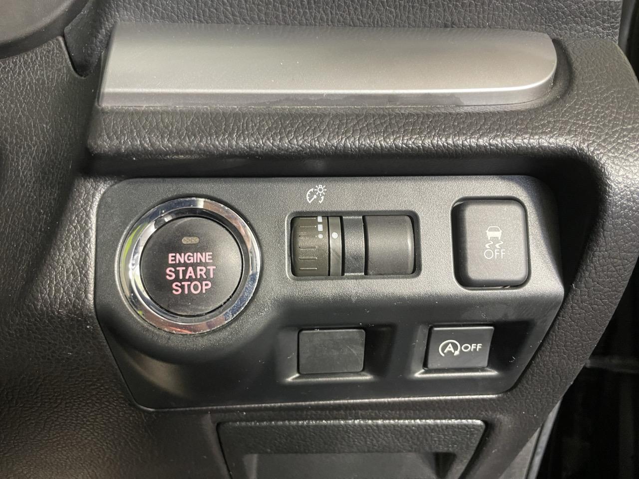 2012 Subaru Impreza SPORT 2.0 Hatchback REVERSING CAMERA + CRUISE CONTROL + AUTO LIGHTS