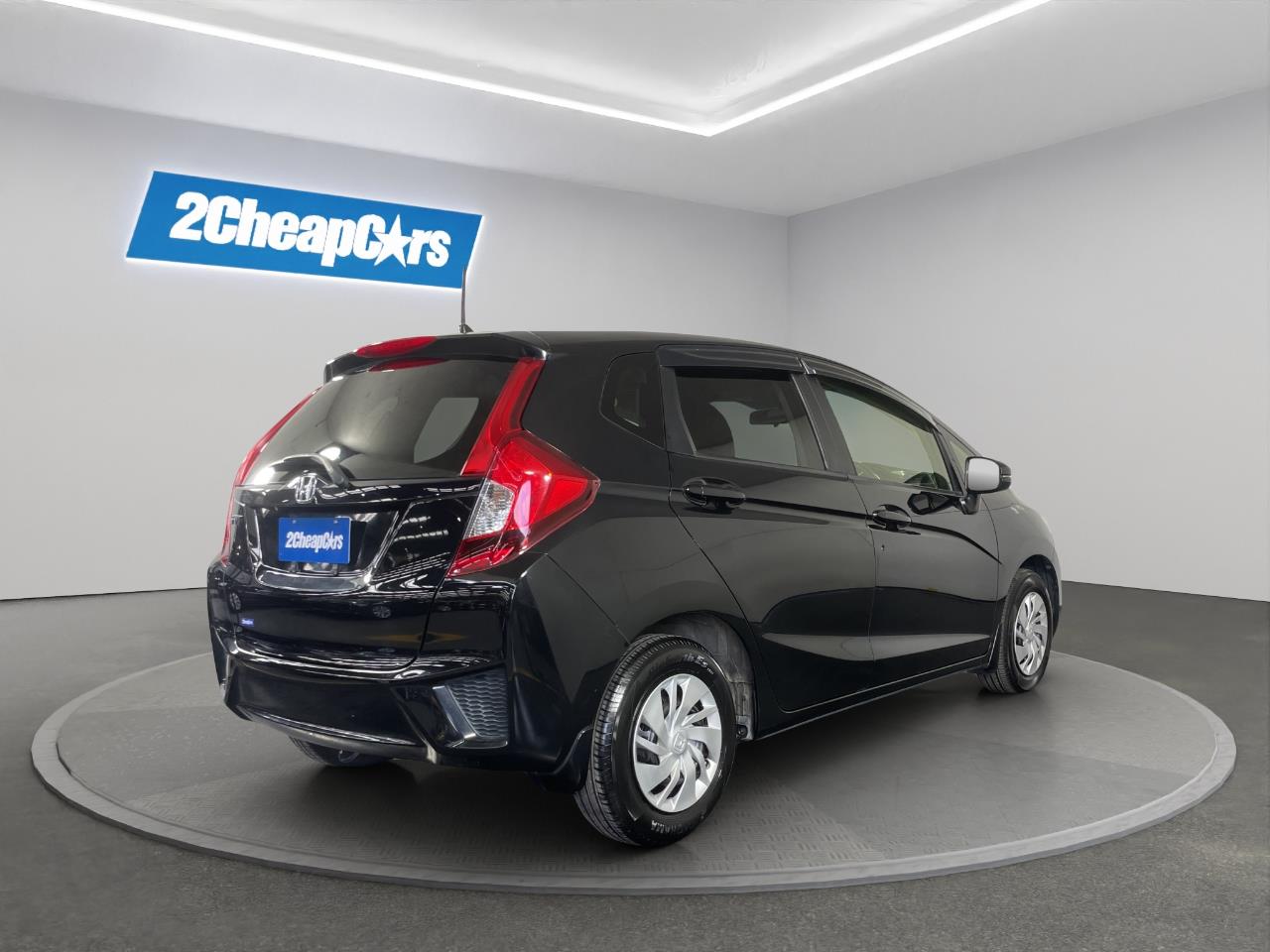 2015 Honda Fit Jazz New Shape Hatchback REVERSING CAMERA + SMART KEY