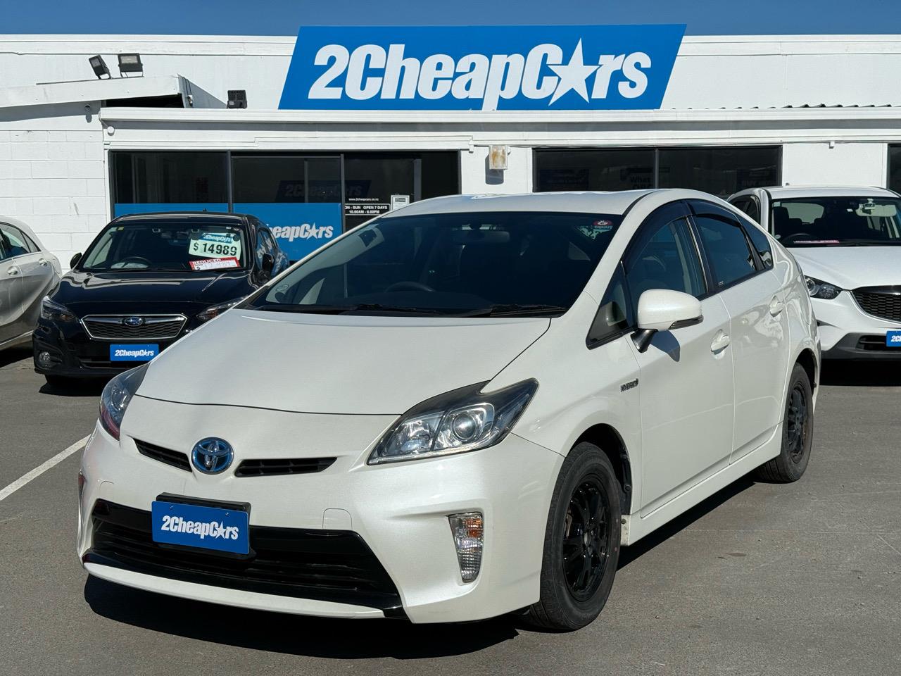 2014 Toyota Prius G Hatchback