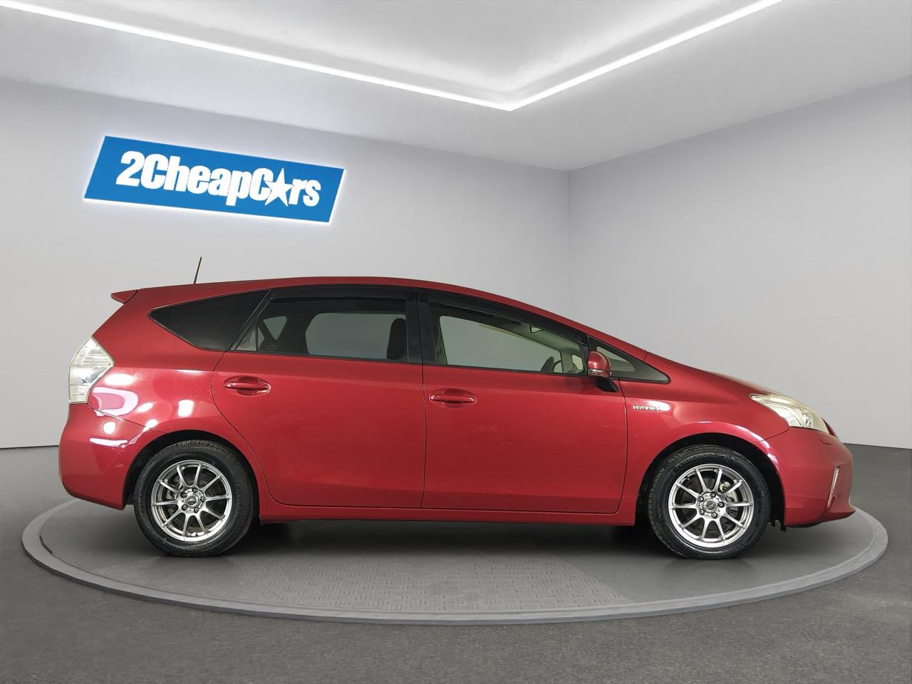 2013 Toyota Prius Alpha Hybrid Station Wagon REVERSING CAMERA + PUSH BUTTON START + AUTO LIGHTS