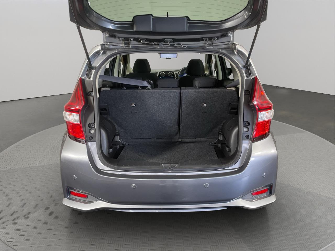 2017 Nissan Note E-POWER X Hatchback LOW KM + 360 DEGREE CAMERA + PARKING SENSORS