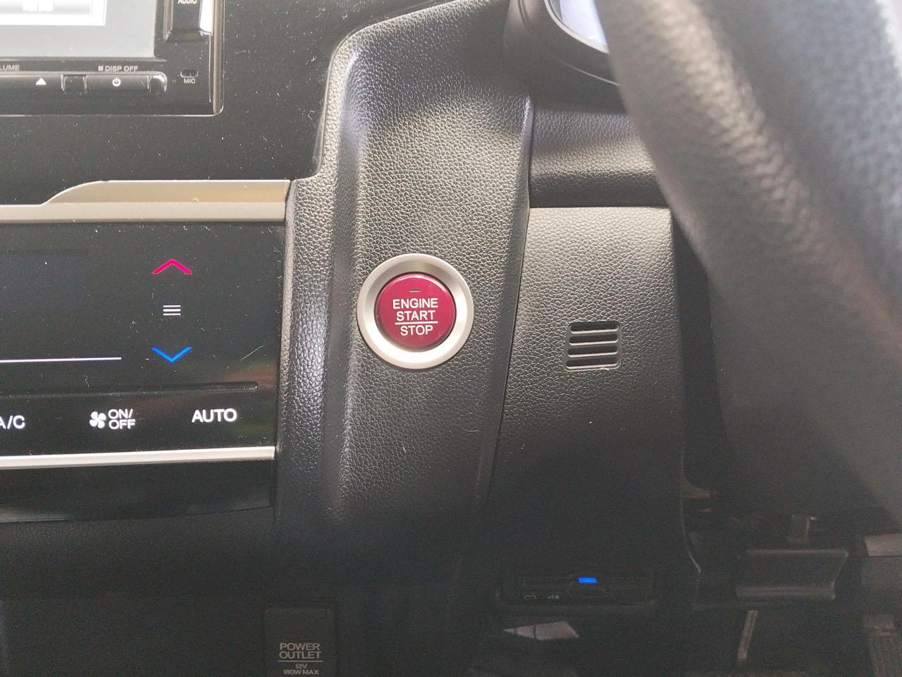 2014 Honda Fit Jazz New Shape Hatchback PUSH BUTTON START + AUTO LIGHTS + REVERSING CAMERA