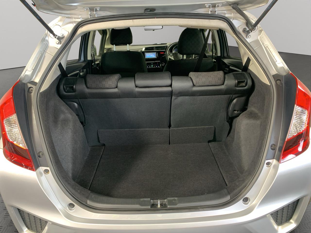 2014 Honda Fit Jazz New Shape Hatchback PUSH BUTTON START + AUTO LIGHTS + REVERSING CAMERA