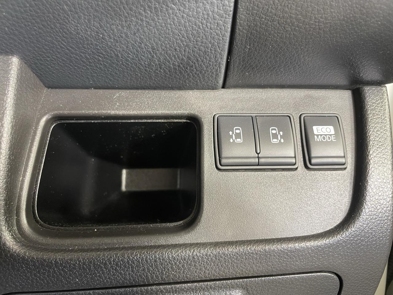 2013 Nissan Serena Hybrid Highway Star People Mover ELECTRIC SLIDING DOORS + REVERSING CAMERA