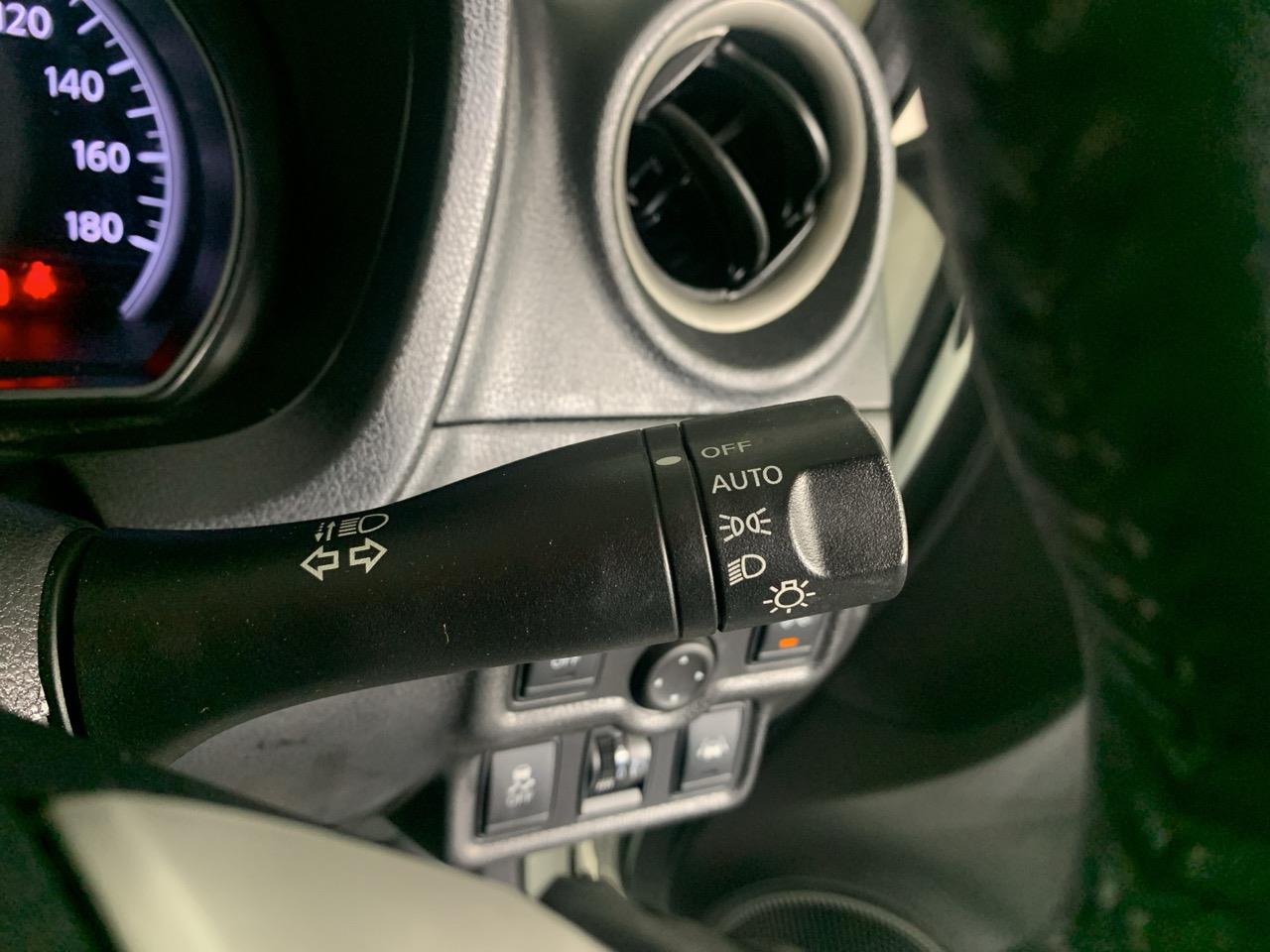 2015 Nissan Note 1.2 X Emergency Brake Package Hatchback LOW KM + PUSH SRART + AUTO LIGHTS