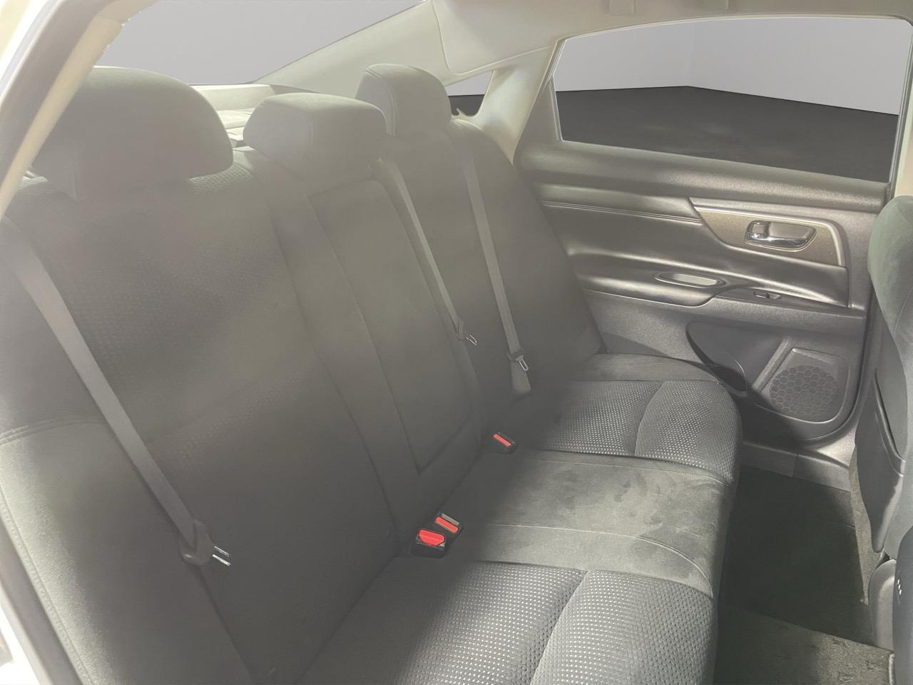 2015 Nissan Teana  Sedan REVERSING CAMERA + AUTO LIGHTS + PUSH START