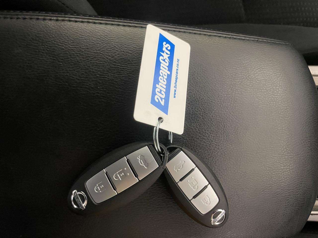 2015 Nissan Teana  Sedan REVERSING CAMERA + AUTO LIGHTS + PUSH START