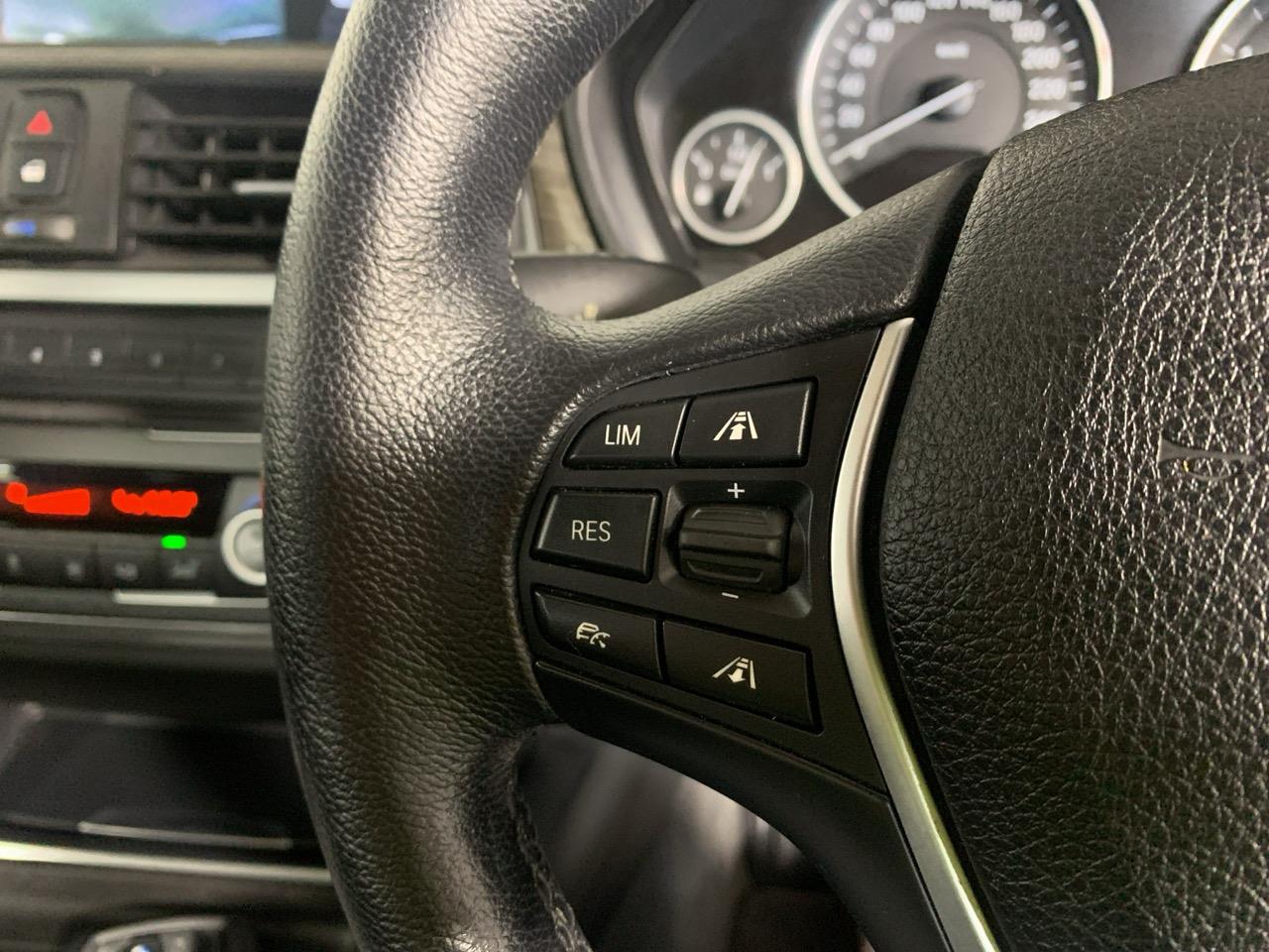 2015 BMW 320D LUXURY Sedan LOW KMS + REVERSING CAMERA + CRUISE CONTROL