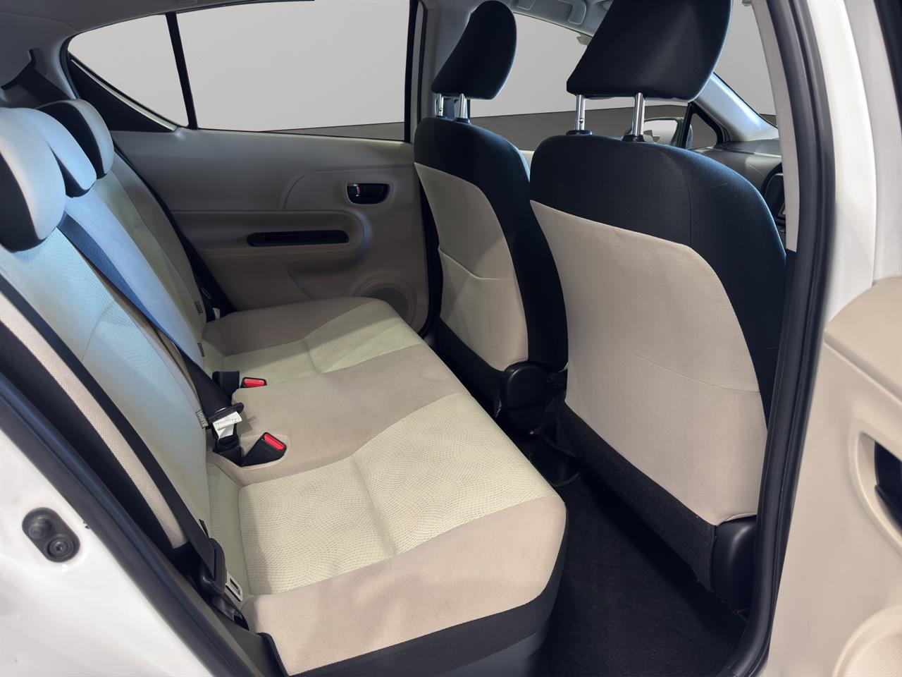 2013 Toyota Aqua S Hatchback PUSH START + GREAT FUEL EFFICIENCY