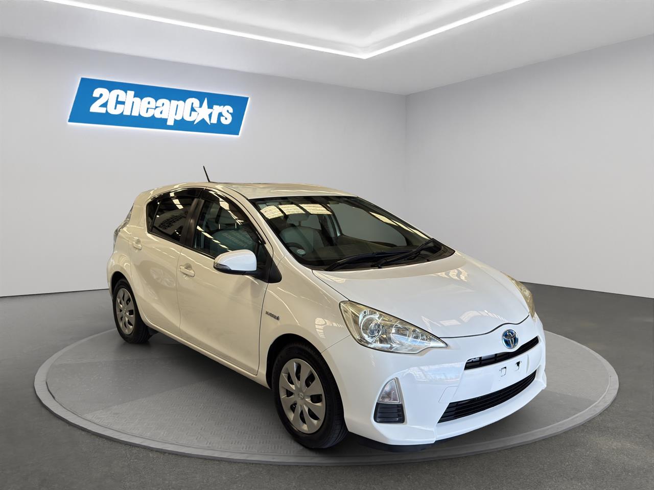 2013 Toyota Aqua S Hatchback PUSH START + GREAT FUEL EFFICIENCY