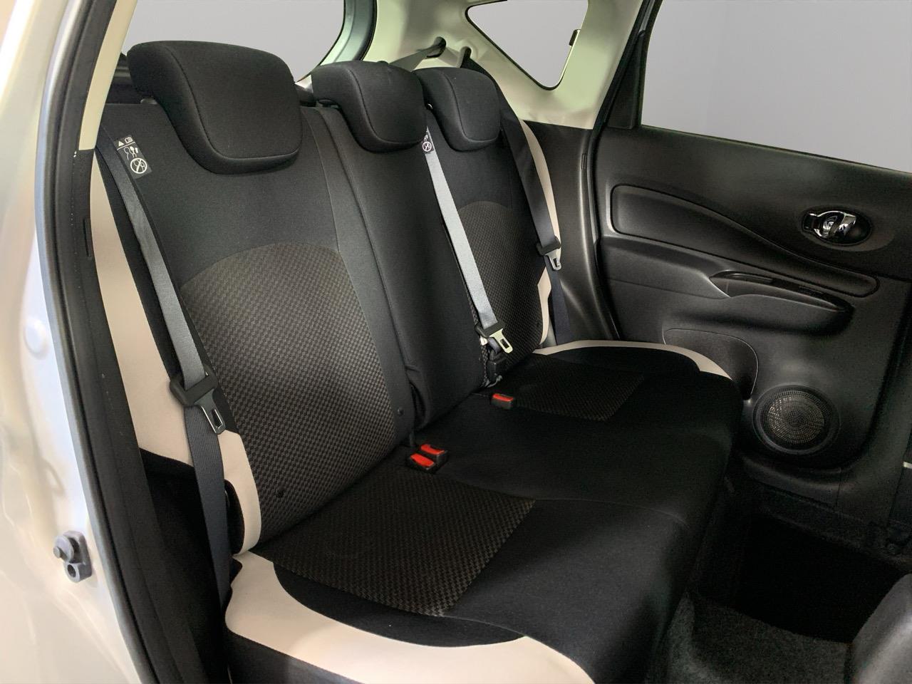 2016 Nissan Note e-power Hatchback PUSH BUTTON START + AUTO LIGHTS + SAFETY FEATURES