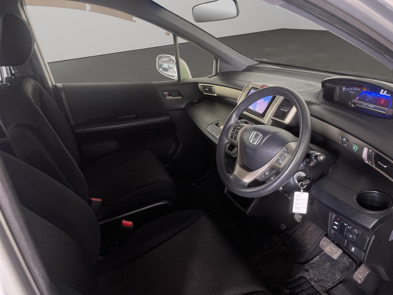 2012 Honda Freed SPIKE Hybrid Just Selection Hatchback CRUISE CONTROL + ELECTRIC SLIDING DOOR