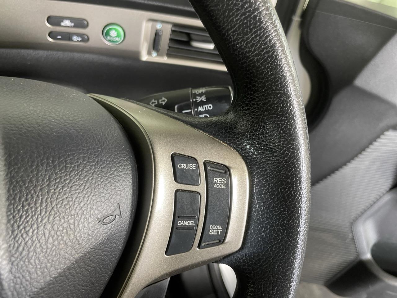 2012 Honda Freed SPIKE Hybrid Just Selection Hatchback CRUISE CONTROL + ELECTRIC SLIDING DOOR