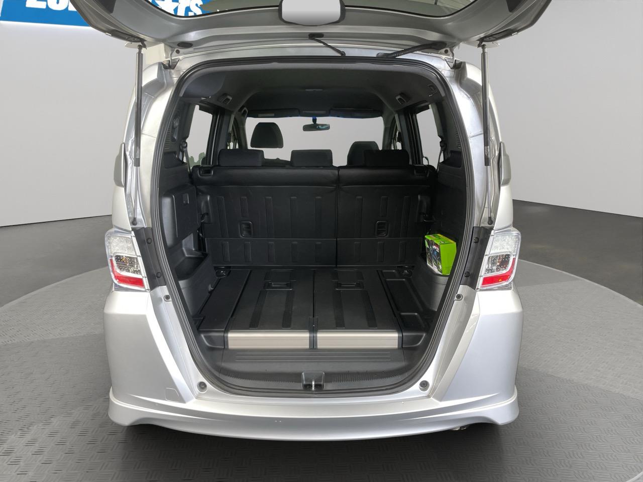 2012 Honda Freed SPIKE Hybrid Just Selection Hatchback CRUISE CONTROL + ELECTRIC SLIDING DOOR