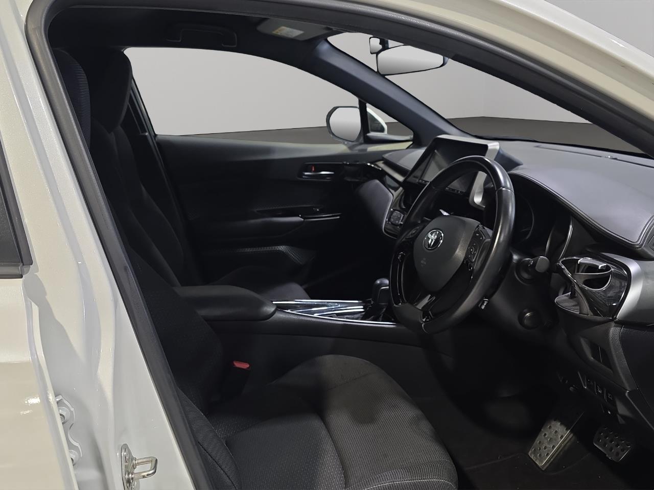 2018 Toyota C-HR Hybrid S LED Edition RV/SUV REVERSING CAMERA + CRUISE CONTROL + SMART KEY