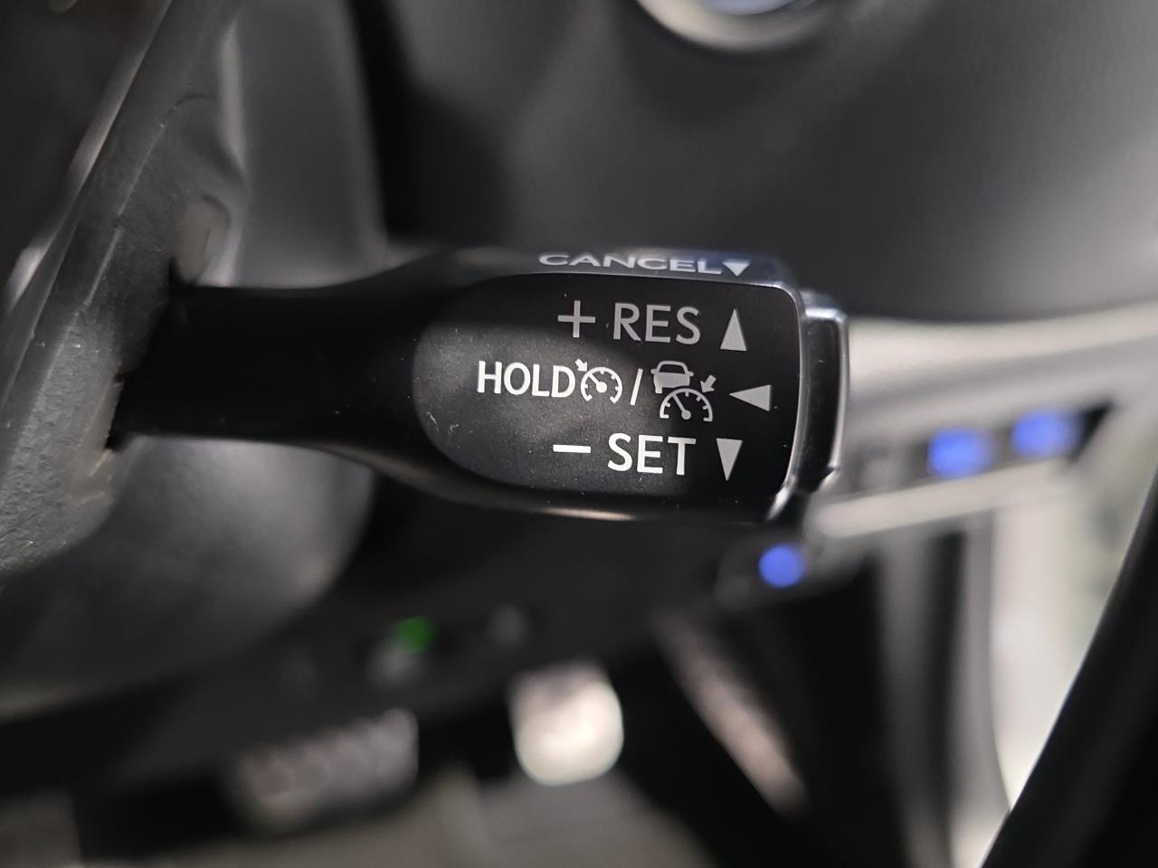 2018 Toyota C-HR Hybrid S LED Edition RV/SUV REVERSING CAMERA + CRUISE CONTROL + SMART KEY