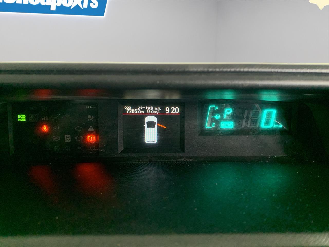 2013 Toyota Aqua G Hatchback PUSH BUTTON START + AUTO LIGHTS + REVERSING CAMERA