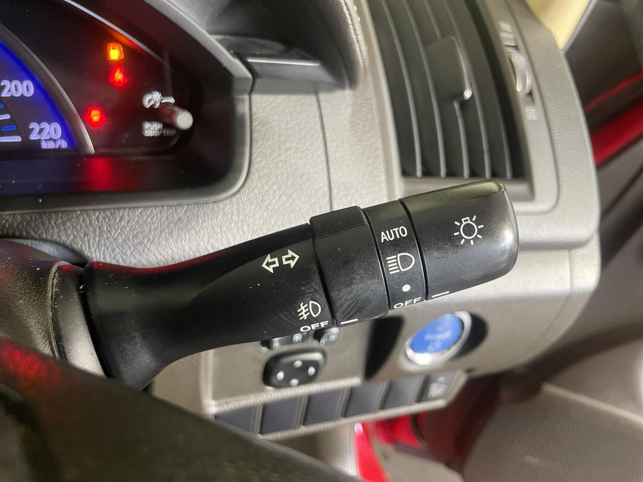 2014 Toyota SAI New Shape S Sedan LOW KM + REVERSING CAMERA + AUTO LIGHTS