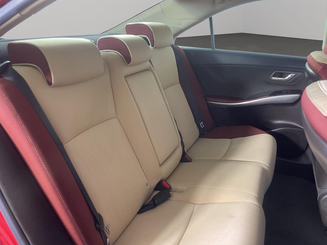 2014 Toyota SAI New Shape S Sedan LOW KM + REVERSING CAMERA + AUTO LIGHTS