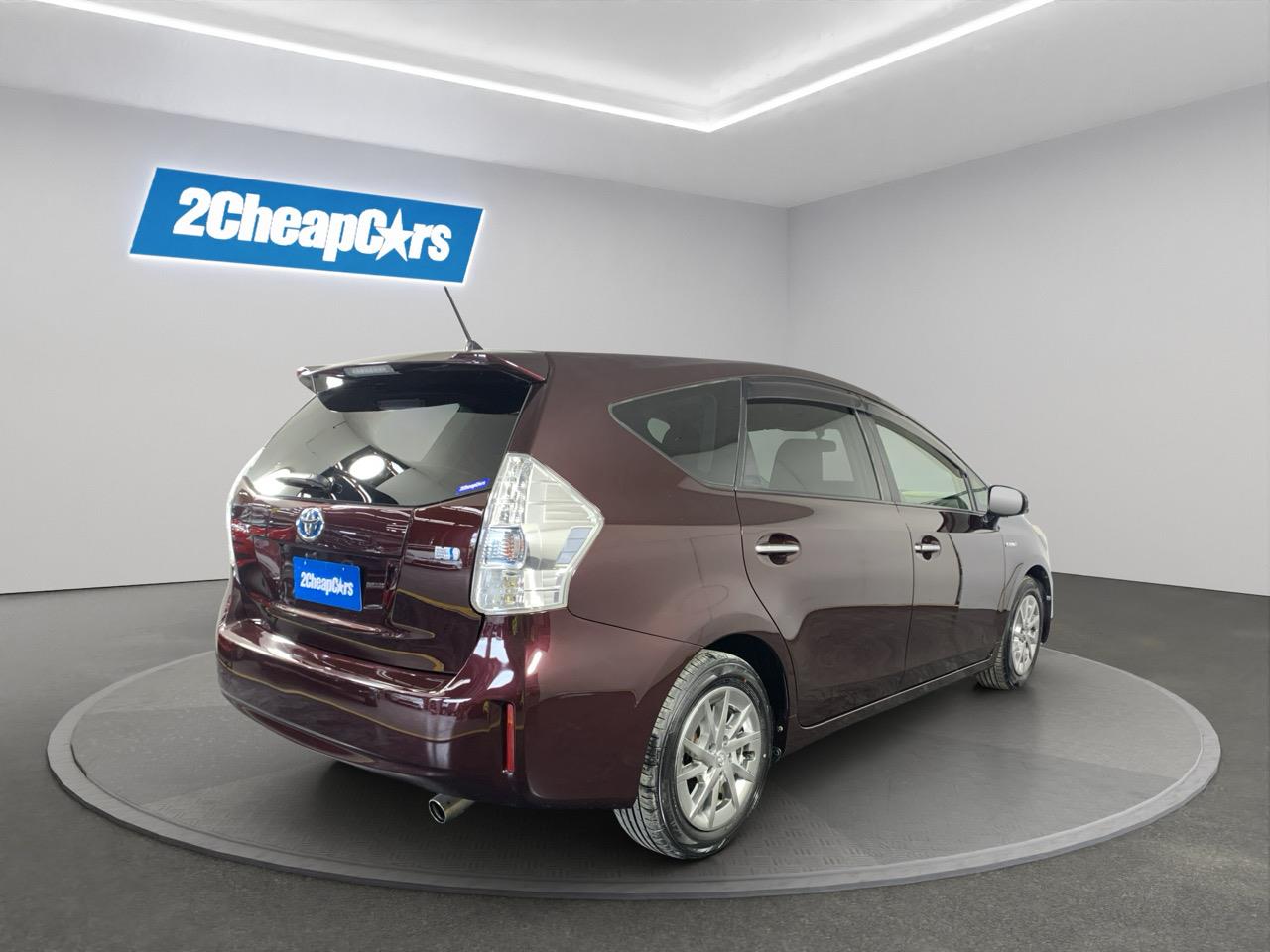 2013 Toyota Prius Alpha S Station Wagon PUSH BUTTON START + AUTO LIGHTS + REVERSING CAMERA