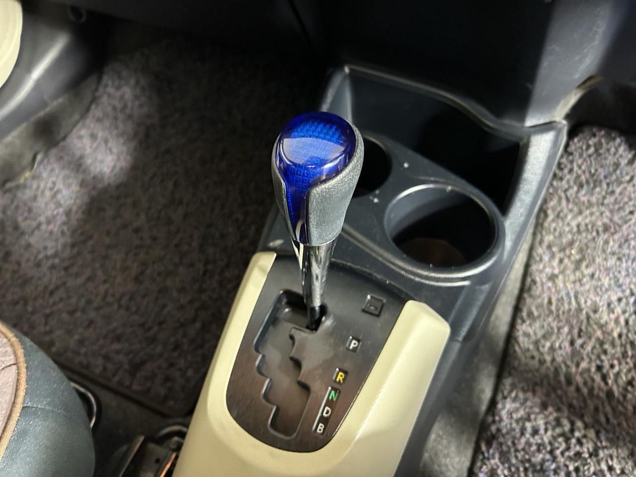 2013 Toyota Aqua G Hatchback SMART KEY + AUTO LIGHTS + MAG WHEEL