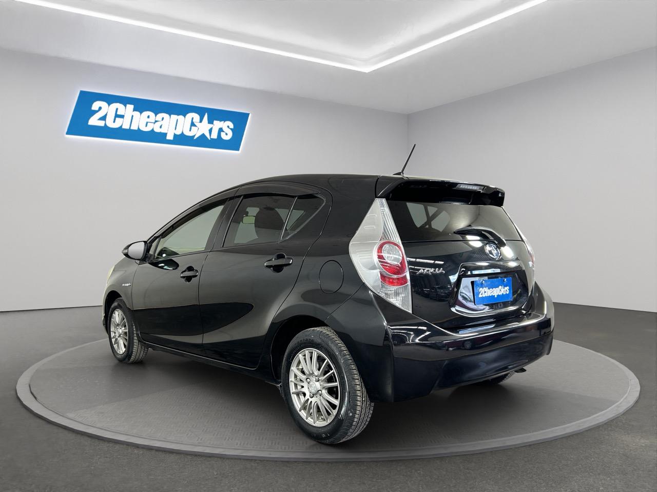 2013 Toyota Aqua G Hatchback SMART KEY + AUTO LIGHTS + MAG WHEEL