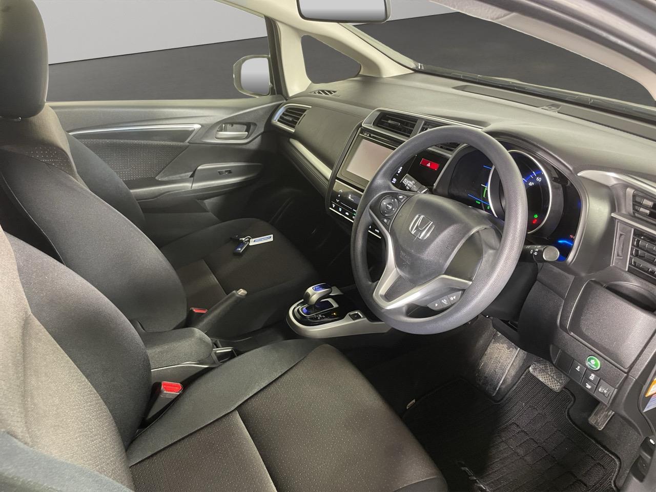 2013 Honda Fit Jazz Hybrid Late Shape Hatchback REVERSING CAMERA + PUSH START