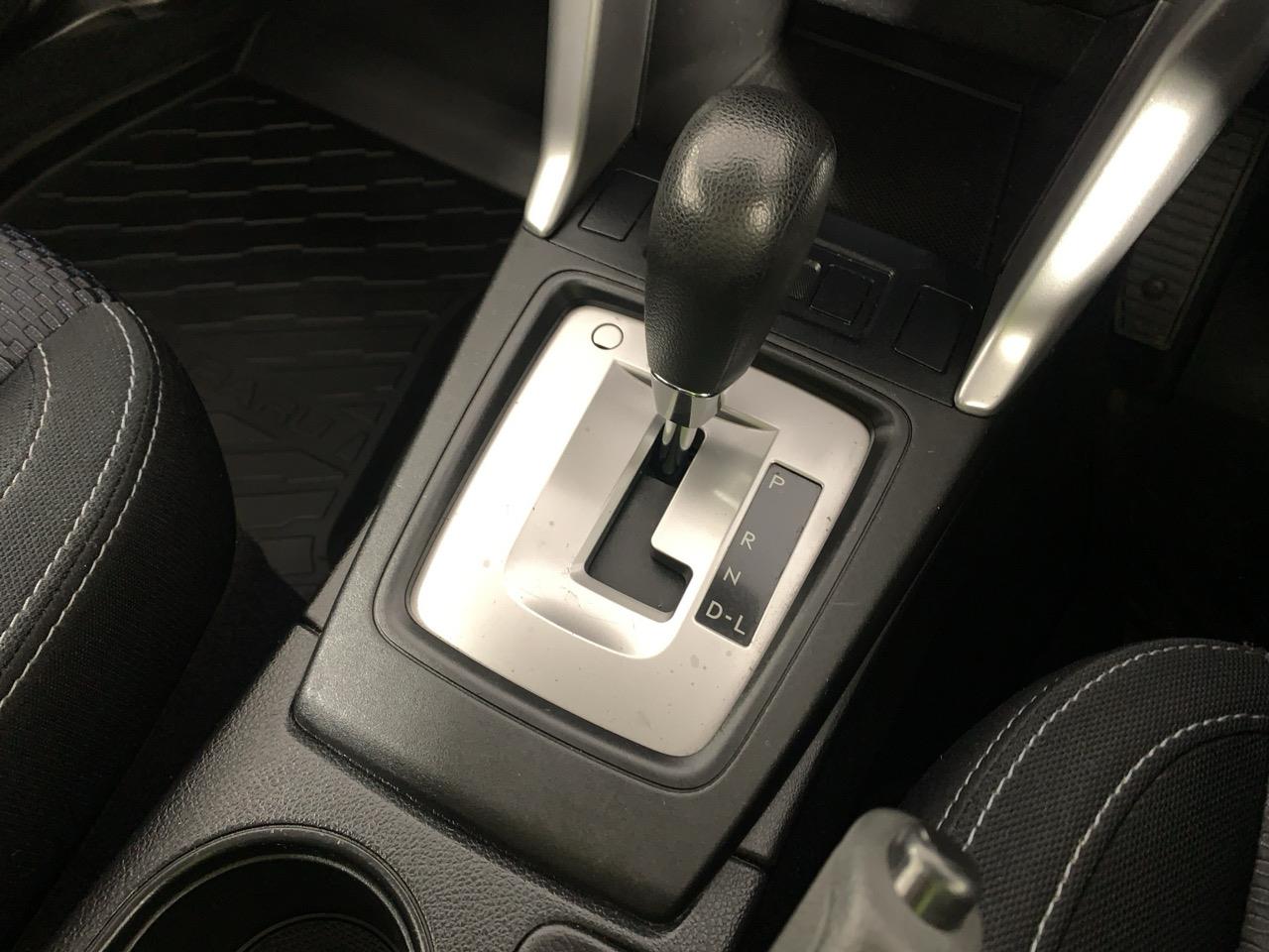 2013 Subaru Forester AWD RV/SUV GREAT SPACE + GREAT FUEL EFFICIENCY