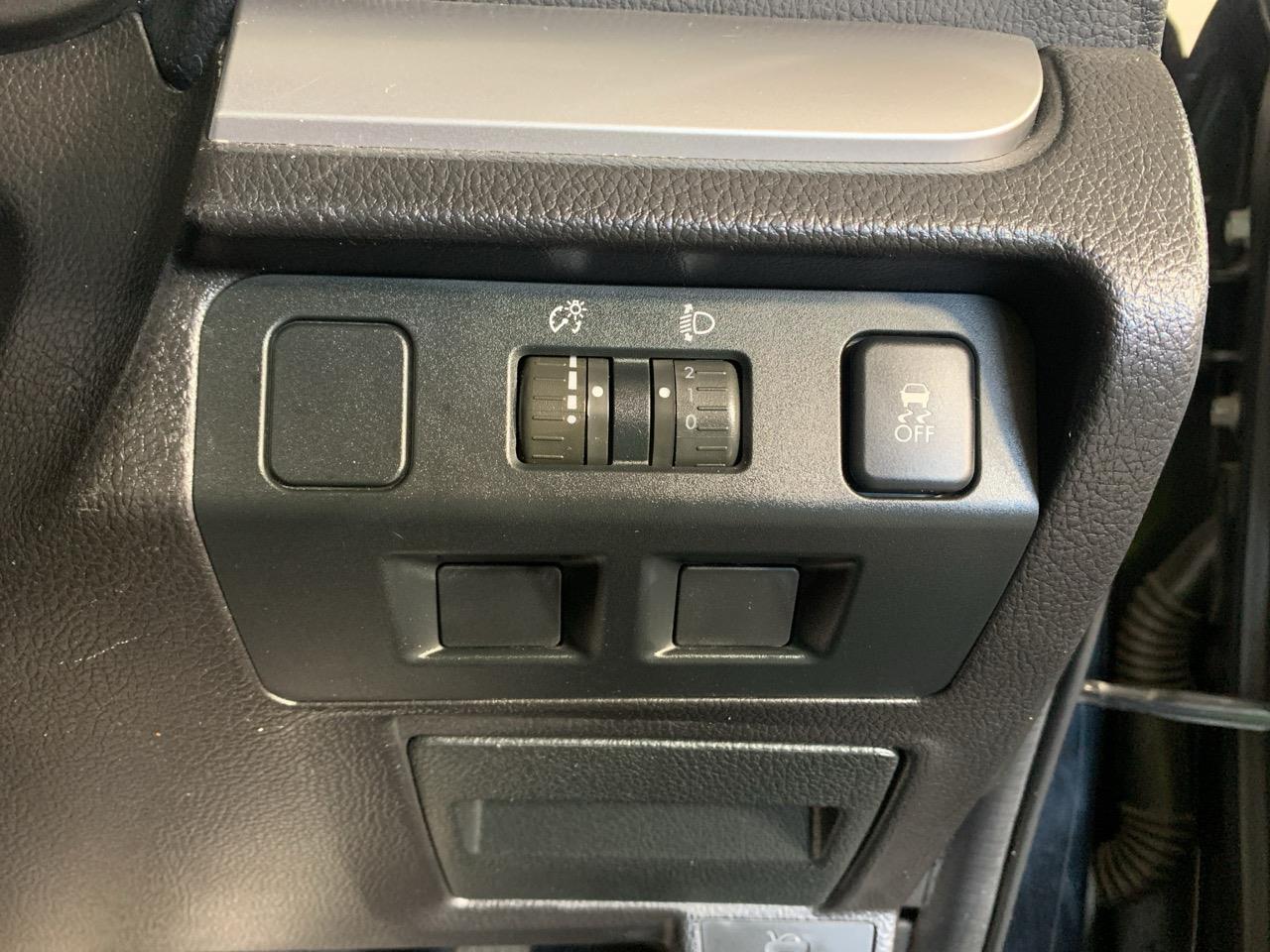 2013 Subaru Forester AWD RV/SUV GREAT SPACE + GREAT FUEL EFFICIENCY