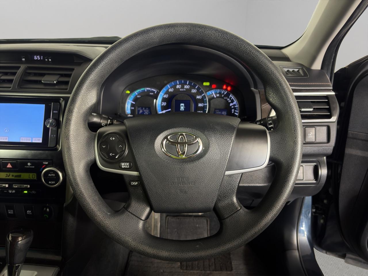 2013 Toyota Camry Hybrid Sedan REVERSING CAMERA + AUTO LIGHTS + PUSH BUTTON START