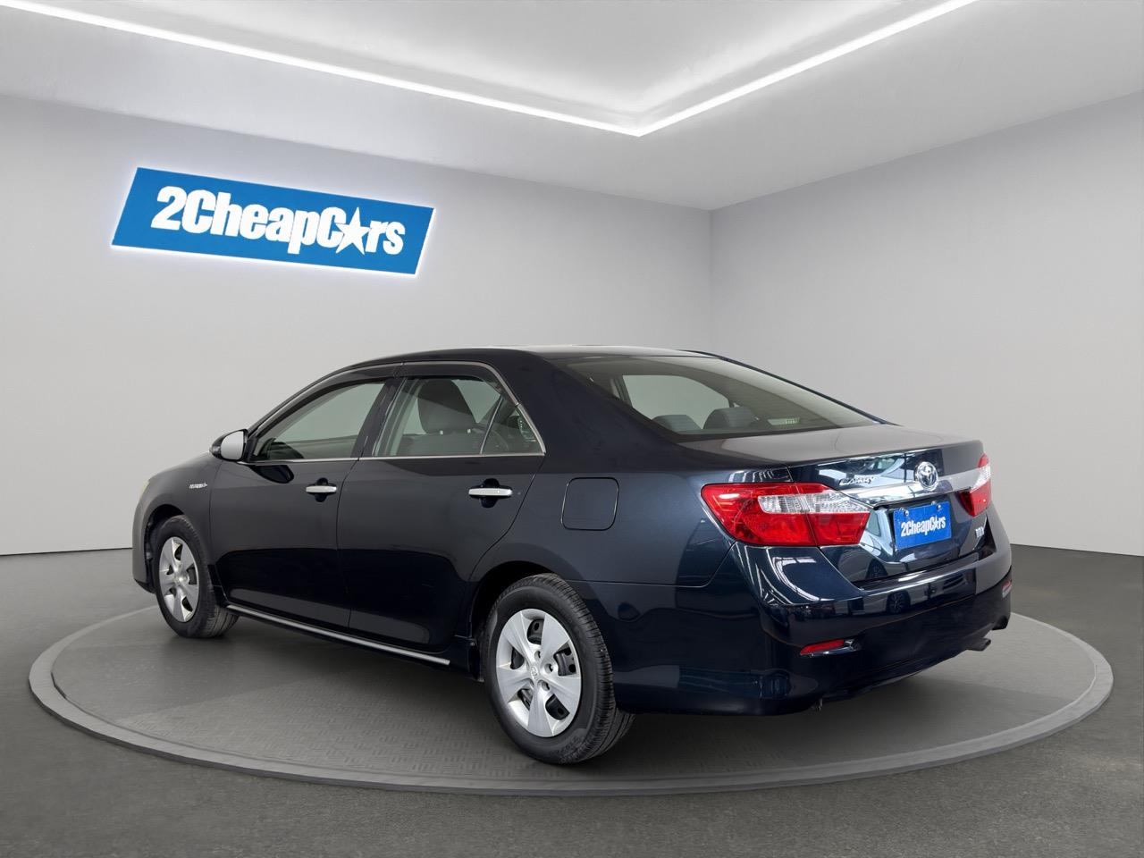 2013 Toyota Camry Hybrid Sedan REVERSING CAMERA + AUTO LIGHTS + PUSH BUTTON START