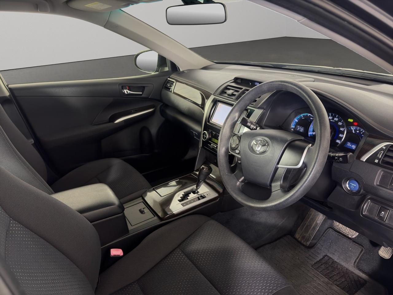 2013 Toyota Camry Hybrid Sedan REVERSING CAMERA + AUTO LIGHTS + PUSH BUTTON START