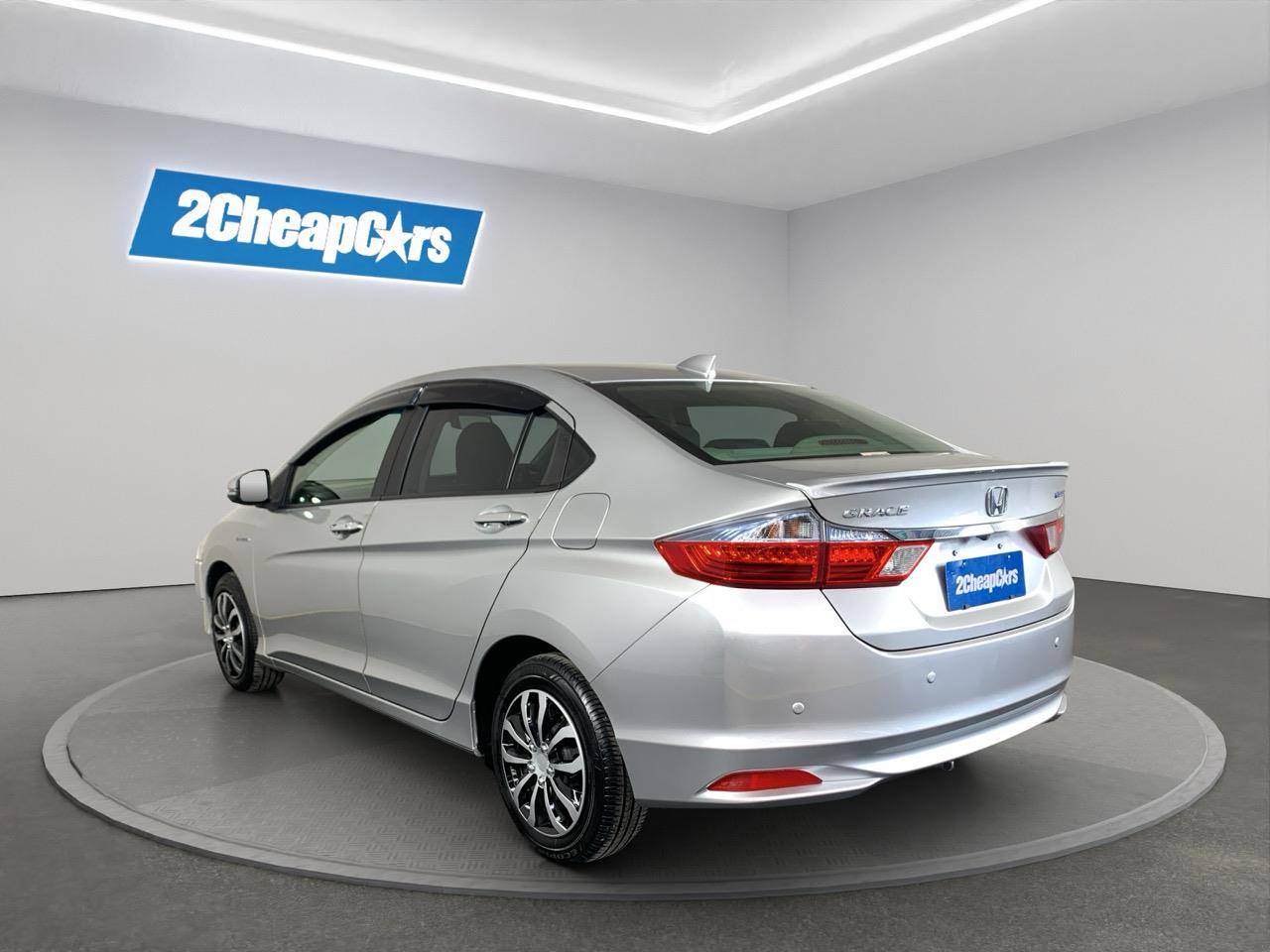 2015 Honda Grace Hybrid LX Sedan CRUISE CONTROL + REVERSING CAMERA + AUTO LIGHTS
