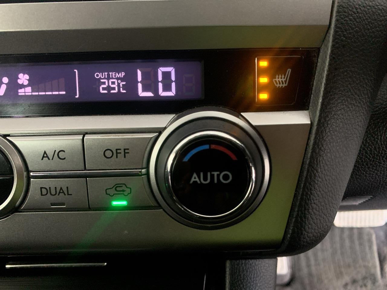 2015 Subaru Outback AWD Eyesight New Shape Station Wagon AWD + CRUISE CONTROL + HEATED SEATS + PADDLE SHIFT