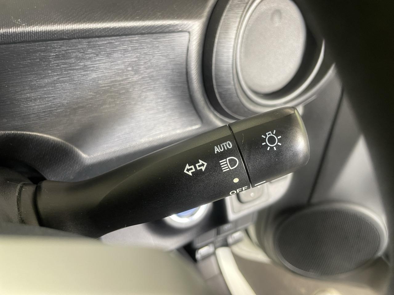 2014 Toyota Aqua S Hatchback LOW KM + REVERSING CAMERA + AUTO LIGHTS