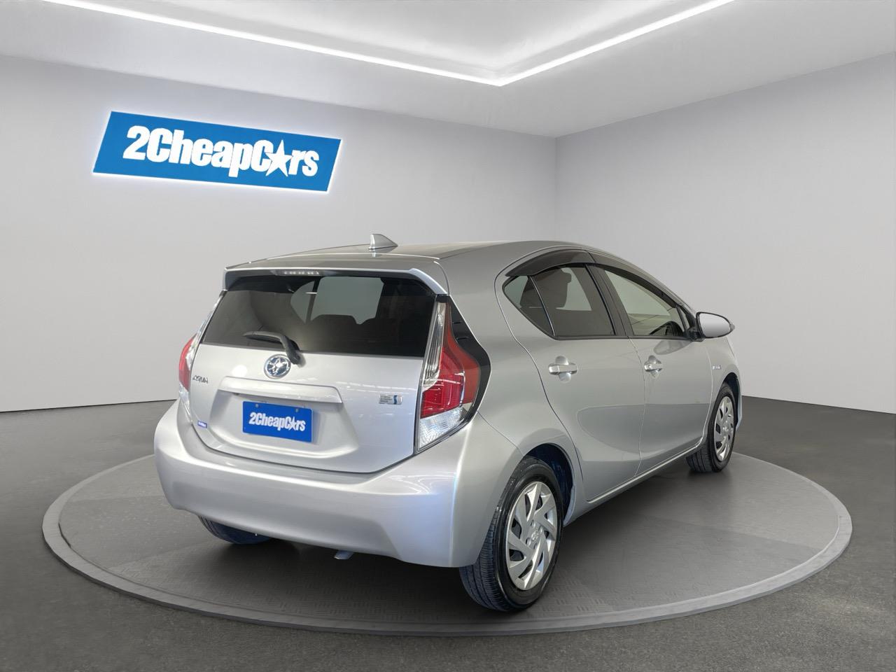 2015 Toyota Aqua Facelift Model S Hatchback REVERSING CAMERA + AUTO LIGHTS + PUSH START