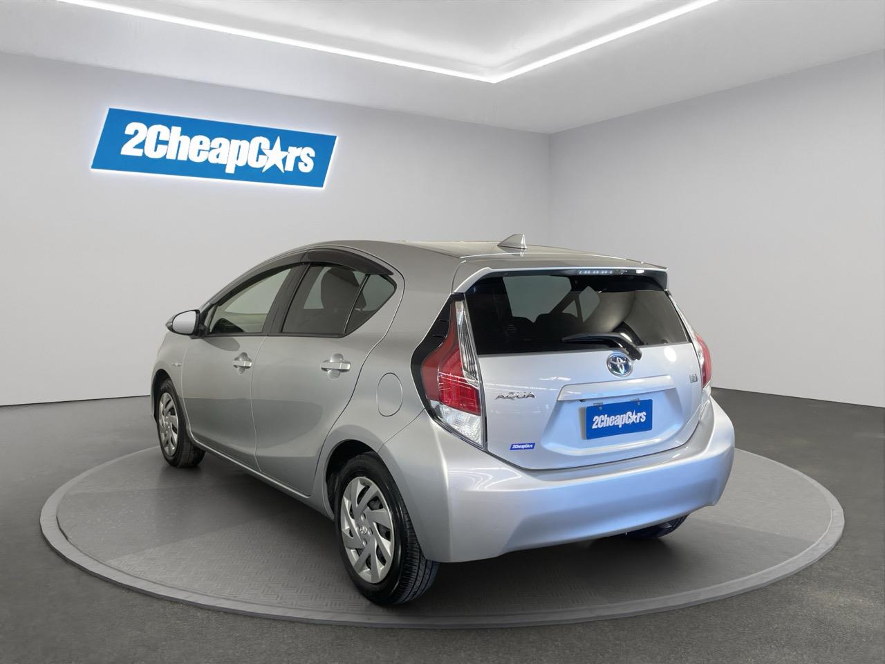 2015 Toyota Aqua Facelift Model S Hatchback REVERSING CAMERA + AUTO LIGHTS + PUSH START