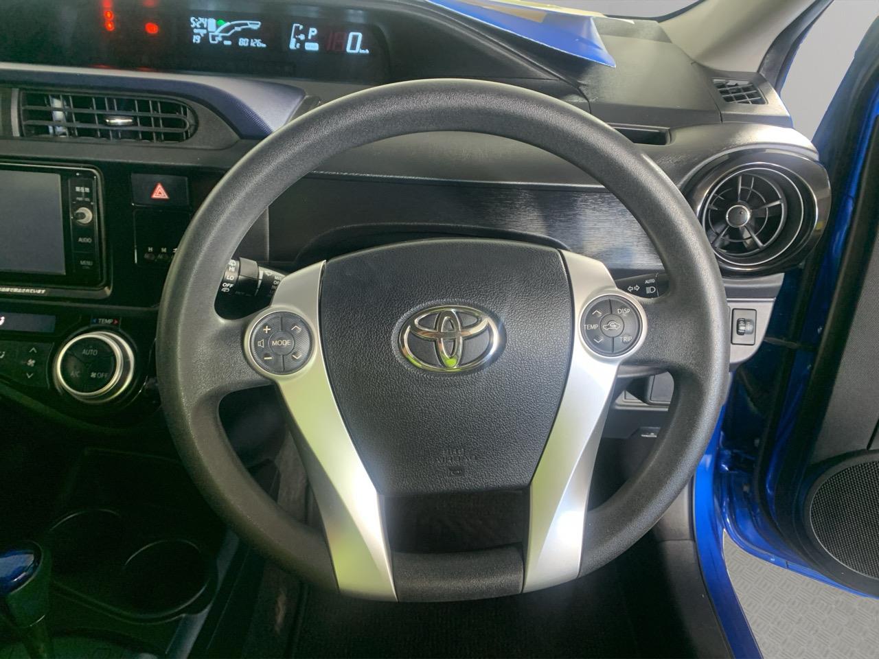 2015 Toyota Aqua Facelift Model S Hatchback PUSH BUTTON START + AUTO LIGHTS + REVERSING CAMERA
